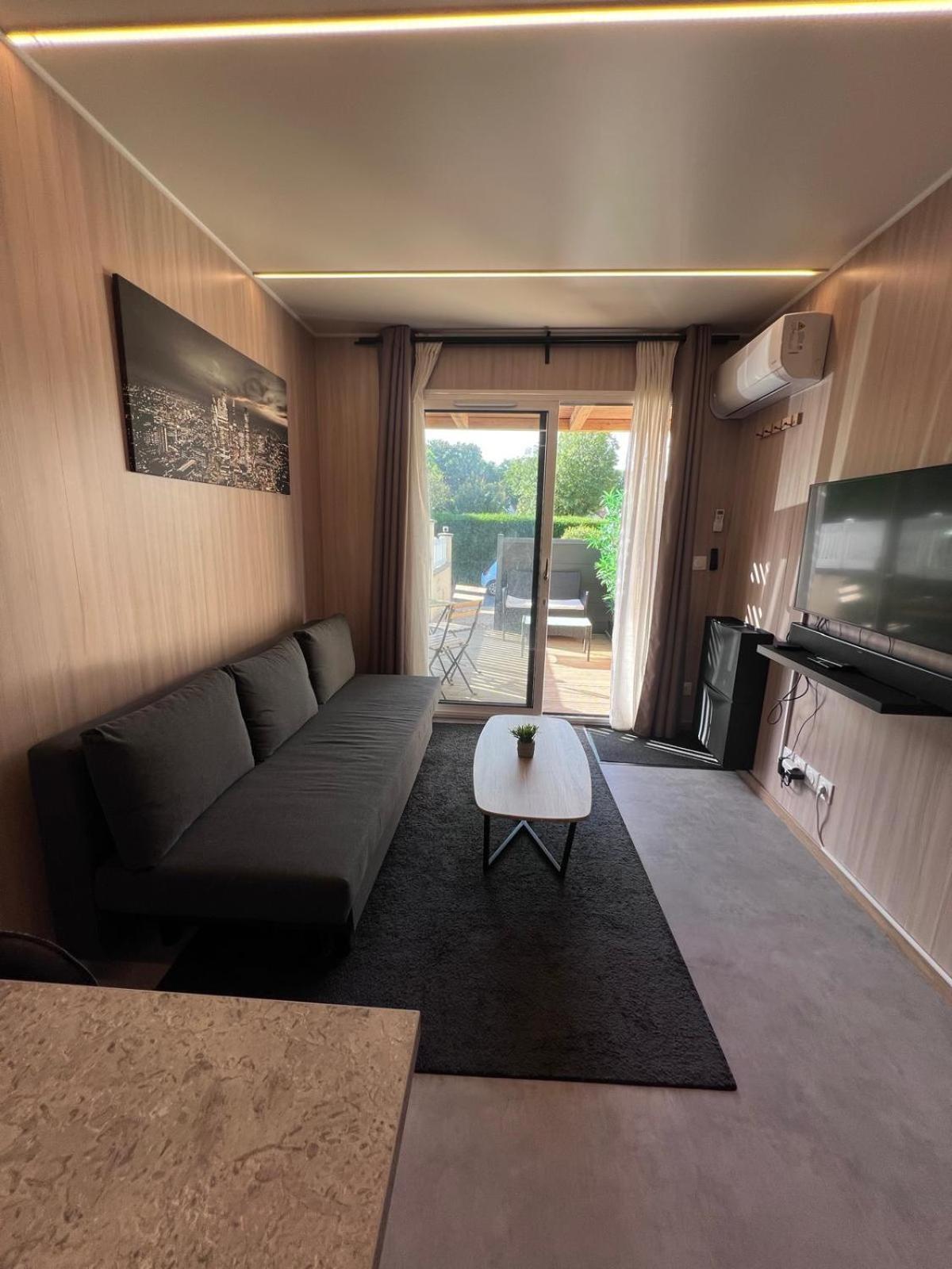 Tiny House Pour 4 A Disneyland Paris Coutevroult ภายนอก รูปภาพ